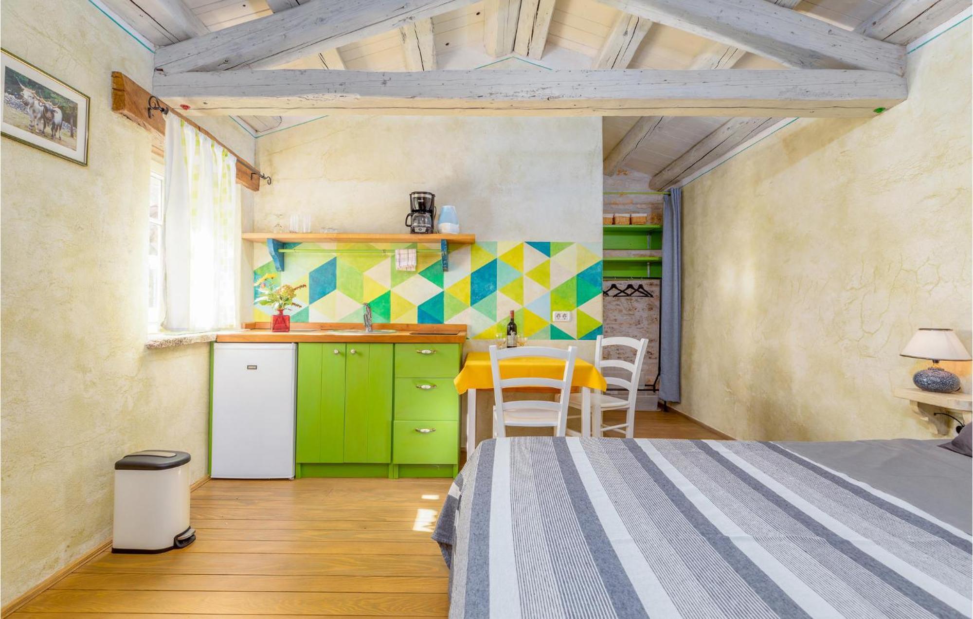 Awesome Apartment In Žminj Extérieur photo